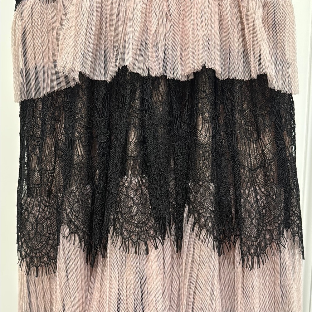 Marchesa Notte Black and Pink Lace Couture Dress - Picture 5 of 10